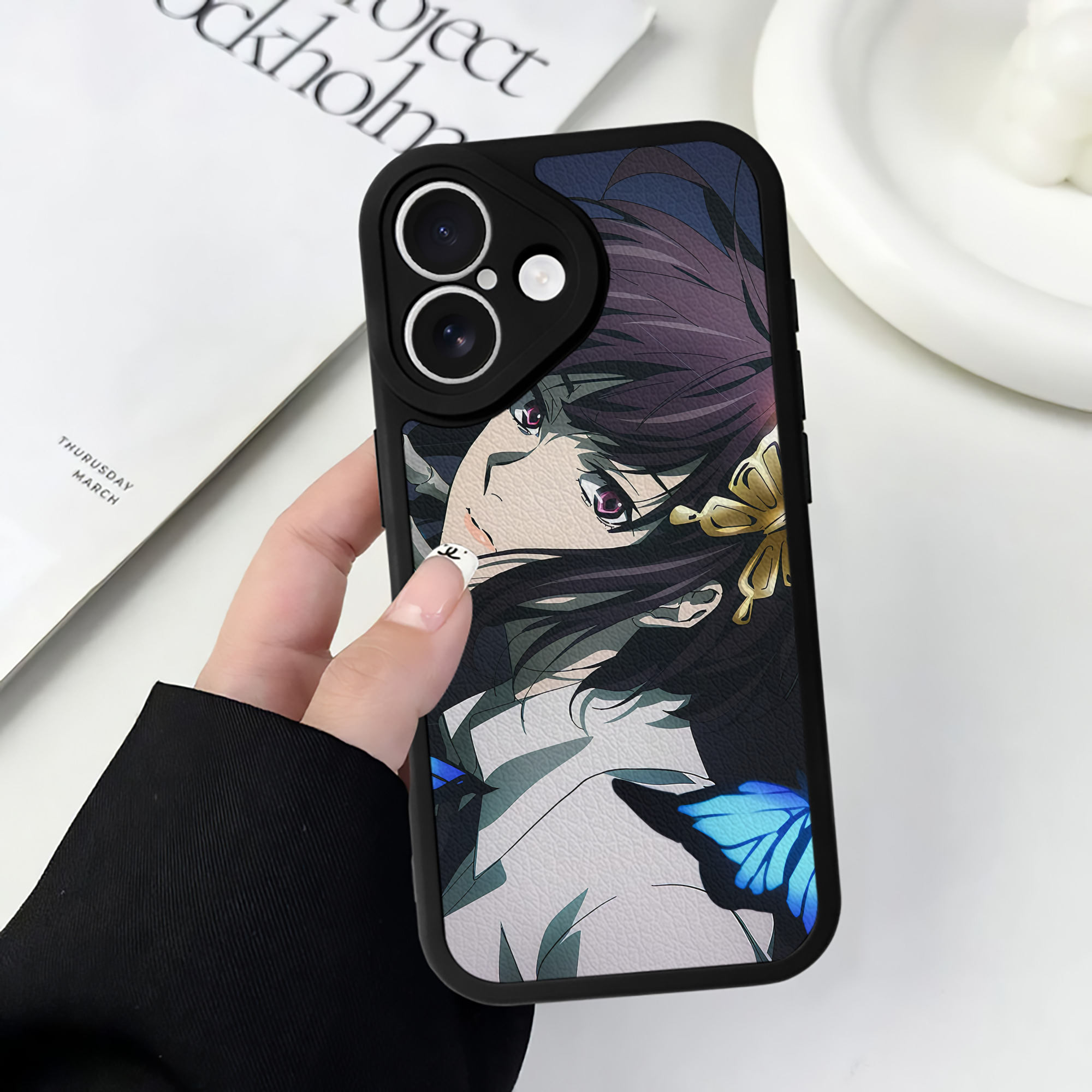 （画像用） 文豪ストレイドッグス Bungo Stray Dogs 【iPhone 16シリーズ対応】シリコンスマホケース（レザー調） 材質：シリコン